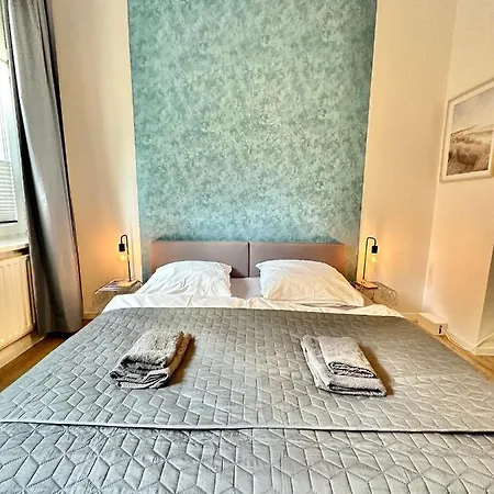 Erholsame City-erdgeschosswohnung Mit Veranda, Grill Und Parkplatz D46eg Lejlighed *