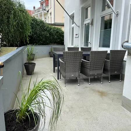 Lägenhet Erholsame City-erdgeschosswohnung Mit Veranda, Grill Und Parkplatz D46eg *