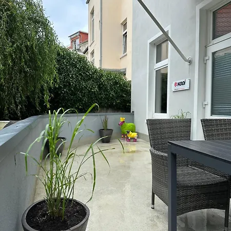 Erholsame City-erdgeschosswohnung Mit Veranda, Grill Und Parkplatz D46eg *