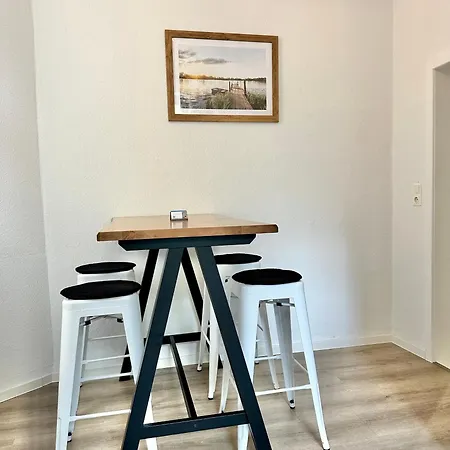 Erholsame City-erdgeschosswohnung Mit Veranda, Grill Und Parkplatz D46eg Lejlighed *