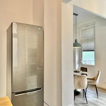 Erholsame City-erdgeschosswohnung Mit Veranda, Grill Und Parkplatz D46eg