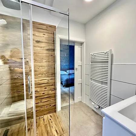 Erholsame City-erdgeschosswohnung Mit Veranda, Grill Und Parkplatz D46eg Lejlighed *