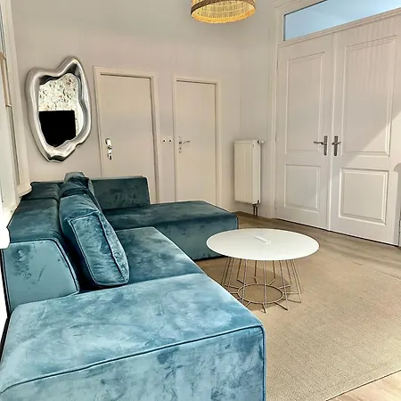 Erholsame City-erdgeschosswohnung Mit Veranda, Grill Und Parkplatz D46eg Oldenburg