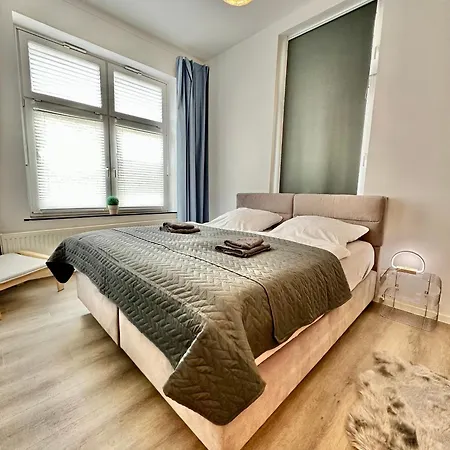 Apartment Erholsame City-erdgeschosswohnung Mit Veranda, Grill Und Parkplatz D46eg